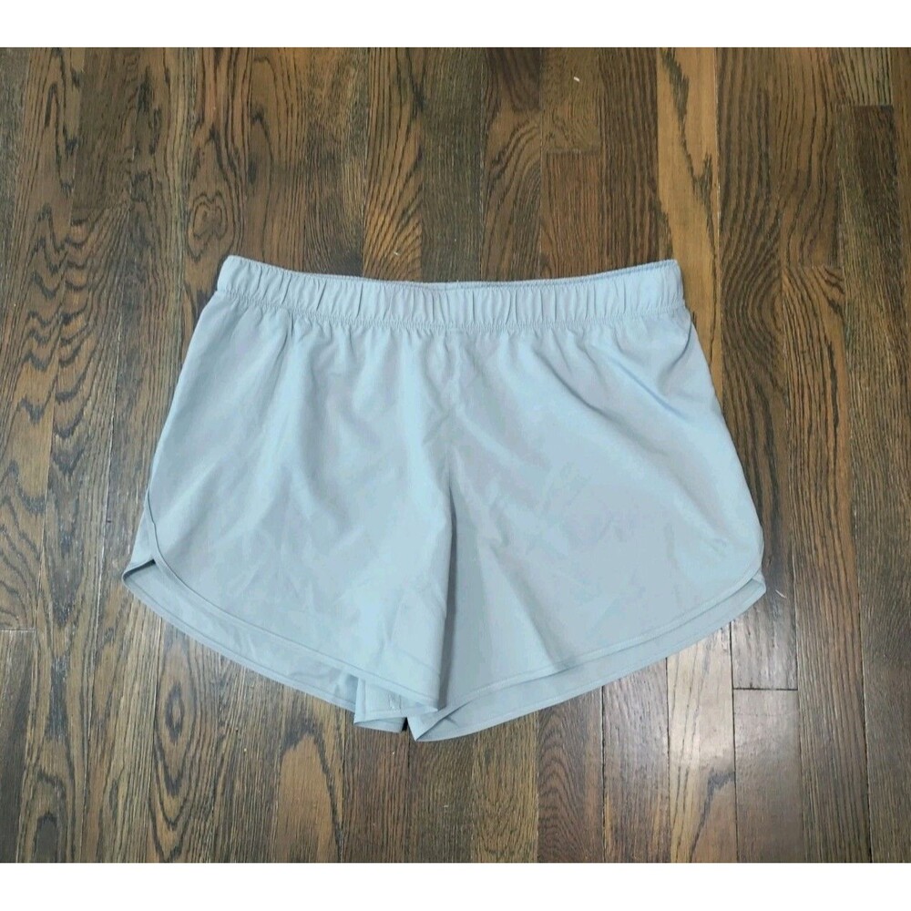 NWT New Balance Women’s Core 5 Inch Running Shorts Size Large Light Gray New
